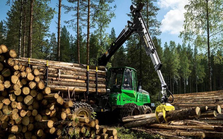 John Deere reports sharp growth in its forestry and construction division