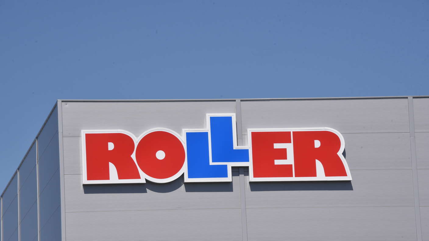 German furniture retailer accelerates store closures