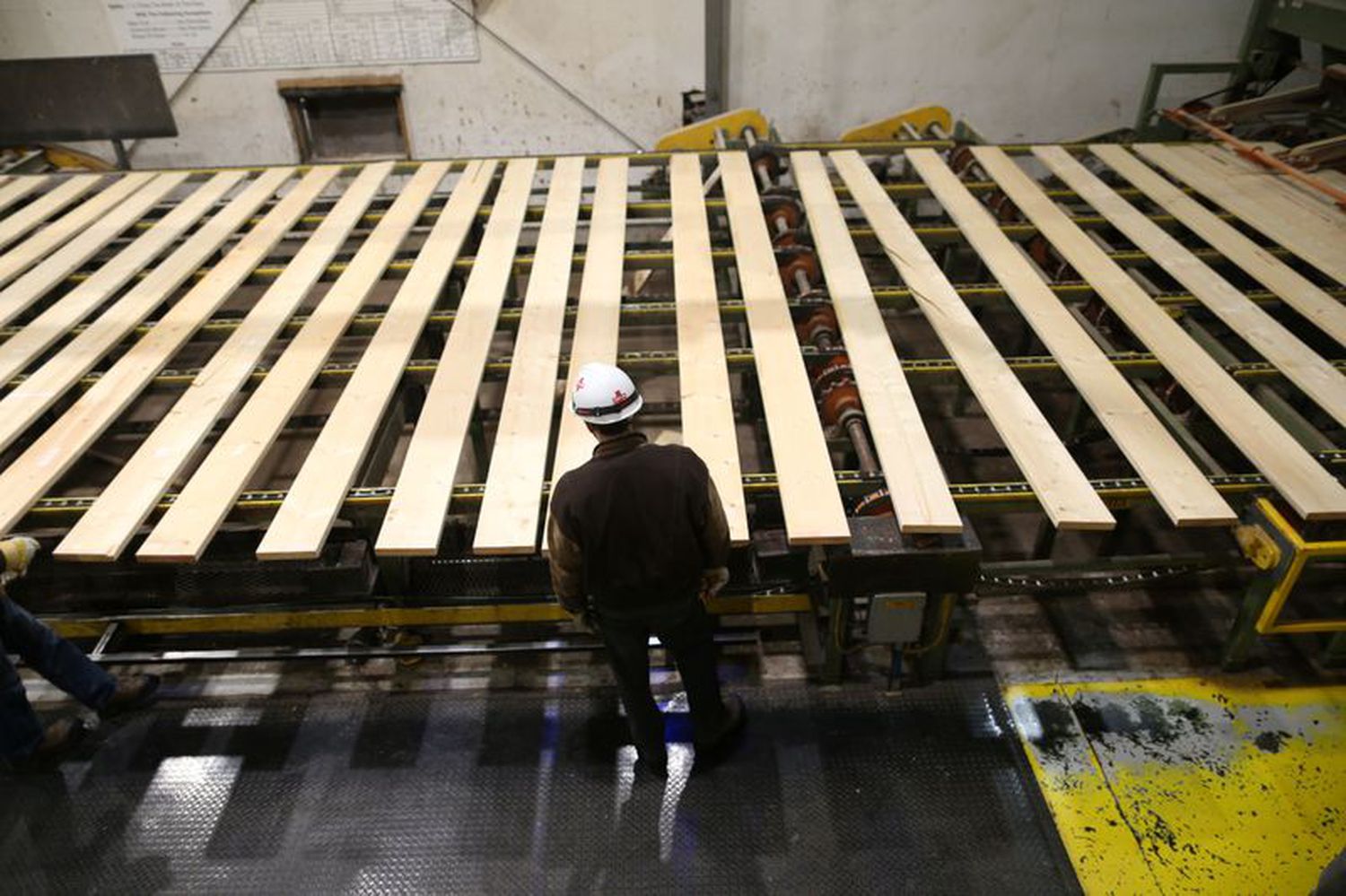 West Fraser Timber Co. Ltd. reports US$751m loss in Q4 on heavy impairments