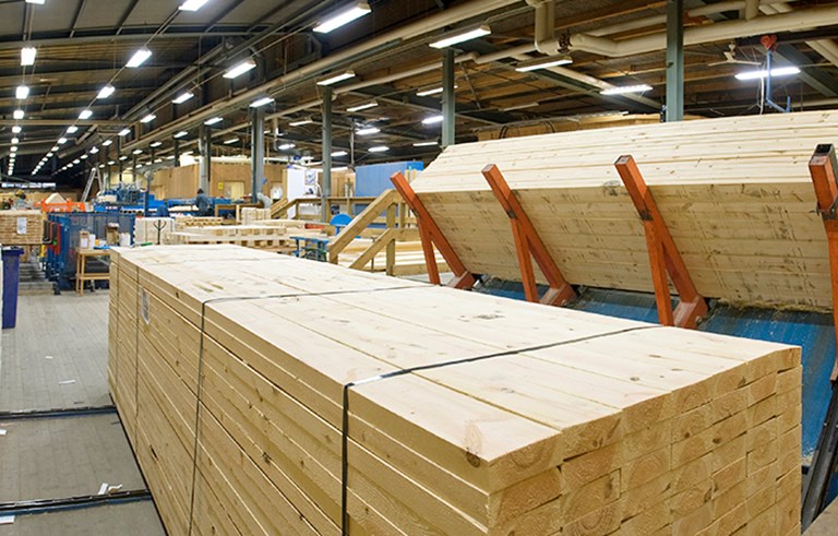 Finnish sawmill company says spruce prices remain more stable than pine