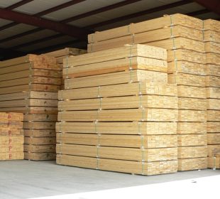 Pine gains ground in Swedish construction as spruce supply tightens