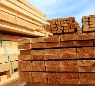 US lumber hits eight-month high despite lower Canadian duties