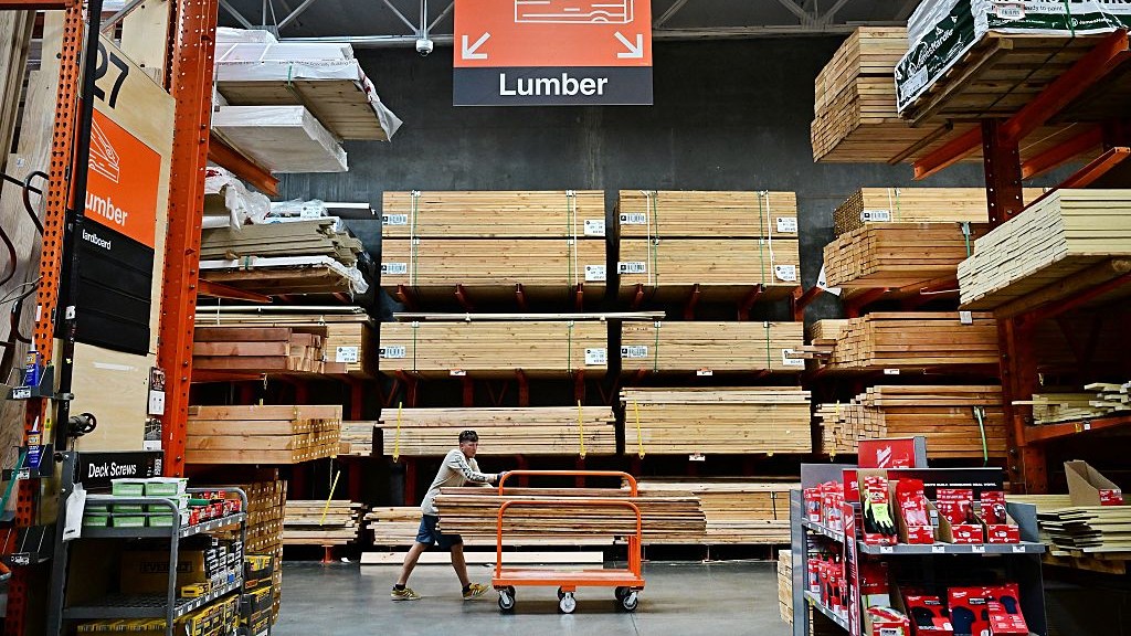 GWMI Forecast: North American lumber prices could bottom in Q4 before 2027 recovery