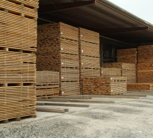 US hardwood exports are moving again, but the market has not recovered