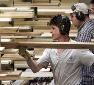 Lower lumber prices fail to spur restocking in North America